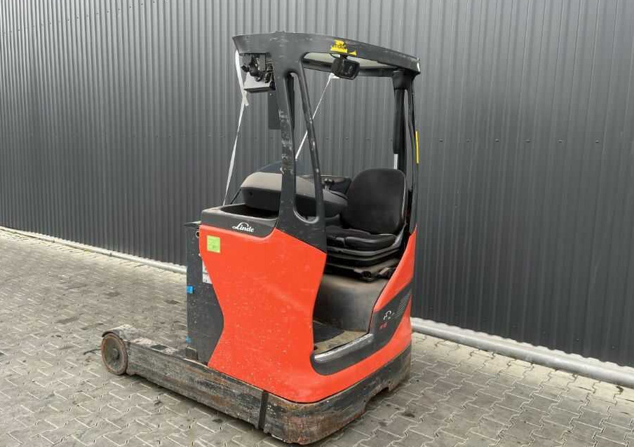 Linde R16HD-01 - Reach truck: picture 3 Linde R16HD-01 - Reach truck: picture 3