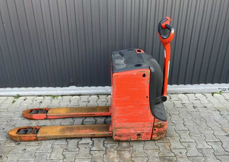 Linde T18 - Pallet truck: picture 2 Linde T18 - Pallet truck: picture 2