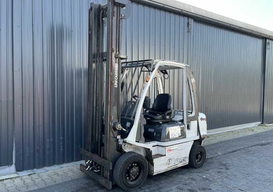 Nissan Y1D2A25Q - Diesel forklift: picture 1 Nissan Y1D2A25Q - Diesel forklift: picture 1