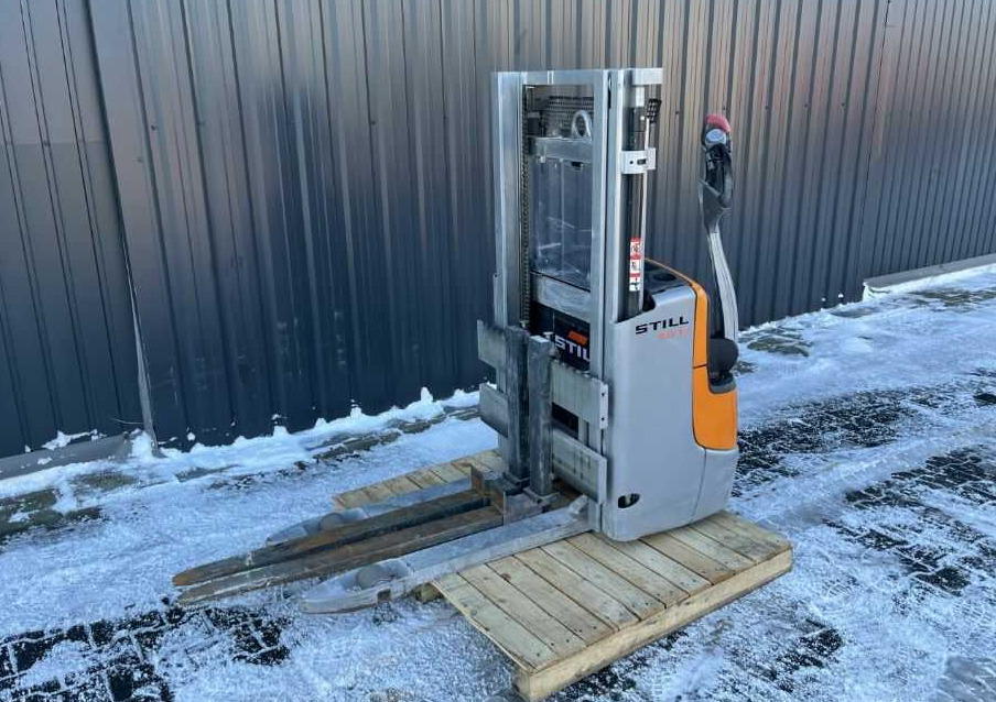 Still EXV10 - Stacker: picture 1 Still EXV10 - Stacker: picture 1