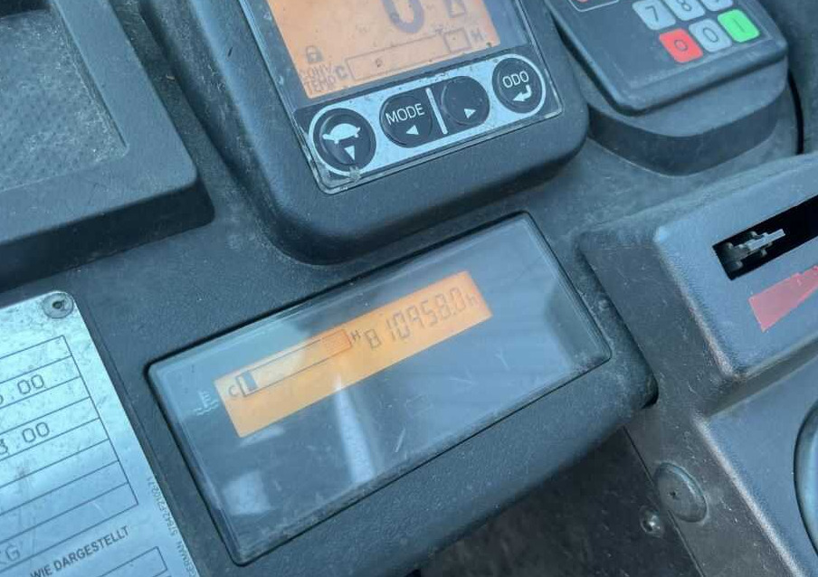 Toyota 8FGF18 - LPG forklift: picture 4 Toyota 8FGF18 - LPG forklift: picture 4