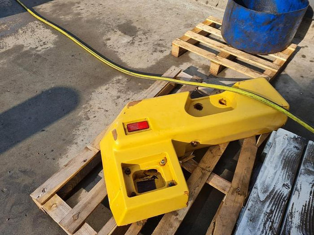 Caterpillar 980H - - Counterweight for Construction machinery: picture 2 Caterpillar 980H - - Counterweight for Construction machinery: picture 2