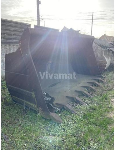 Komatsu WA500 3 buckets availaible - - Bucket: picture 2 Komatsu WA500 3 buckets availaible - - Bucket: picture 2