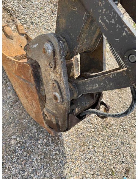 Mecalac 6MCR - Excavator: picture 5 Mecalac 6MCR - Excavator: picture 5