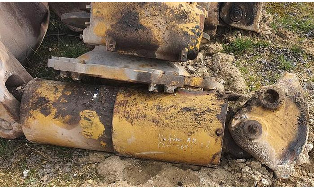 Caterpillar HG/08 VERRIN BENNE 769C 769D 771C 771D - - Spare parts: picture 1 Caterpillar HG/08 VERRIN BENNE 769C 769D 771C 771D - - Spare parts: picture 1