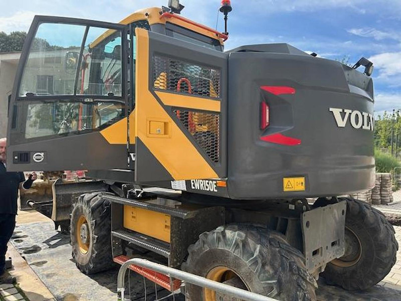 Volvo EWR150E - Excavator: picture 2 Volvo EWR150E - Excavator: picture 2