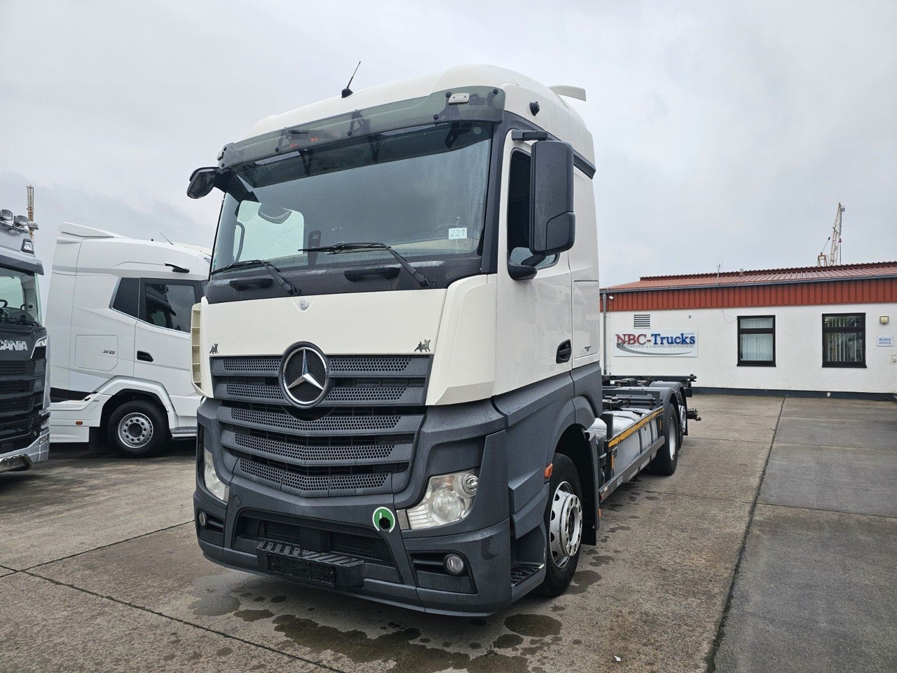 Mercedes-Benz ACTROS 2542 * VOLLLUFT * RETARDER * STANDH * BÄR - Cab chassis truck: picture 1 Mercedes-Benz ACTROS 2542 * VOLLLUFT * RETARDER * STANDH * BÄR - Cab chassis truck: picture 1