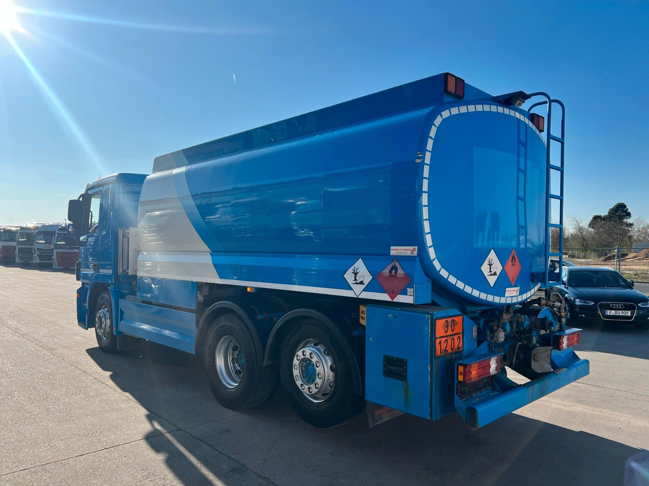 Tanker truck Mercedes-Benz ACTROS 2544 * 3 KAMMER * OBEN/UNTEN * LIFT *: picture 6