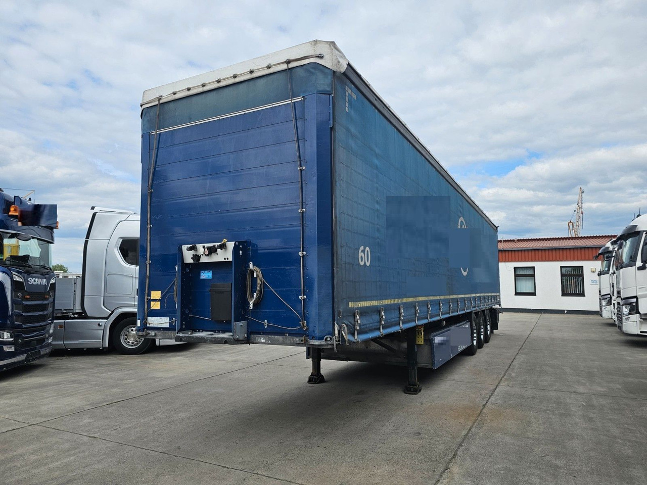 Schmitz Cargobull SCB 53T * PR. PL.*1x LIFT*SEITENPLANEN*2xVORHAND - Curtainsider semi-trailer: picture 1 Schmitz Cargobull SCB 53T * PR. PL.*1x LIFT*SEITENPLANEN*2xVORHAND - Curtainsider semi-trailer: picture 1