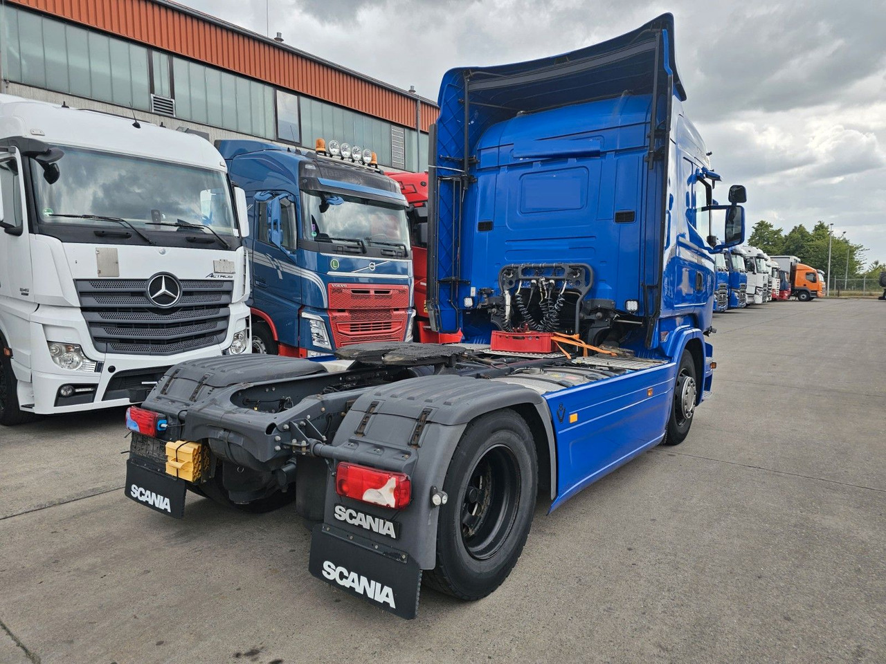 Scania R450 * STREAMLINE * ACC * RETARDER * 2X TANK * - Tractor unit: picture 5 Scania R450 * STREAMLINE * ACC * RETARDER * 2X TANK * - Tractor unit: picture 5