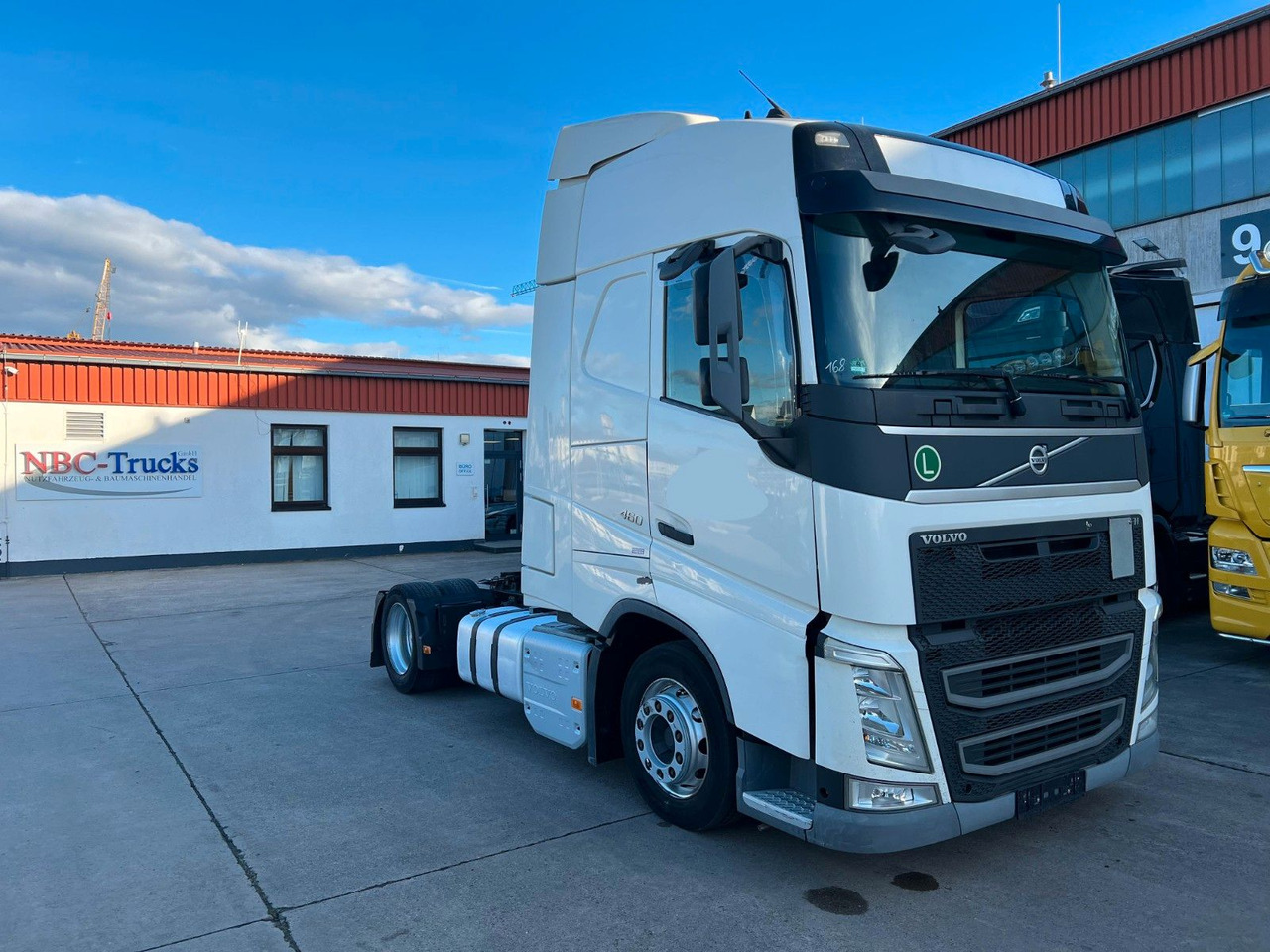 Volvo FH 460 * LOWLINER * RETARDER * VOLLLUFTFEDERUNG - Tractor unit: picture 3 Volvo FH 460 * LOWLINER * RETARDER * VOLLLUFTFEDERUNG - Tractor unit: picture 3