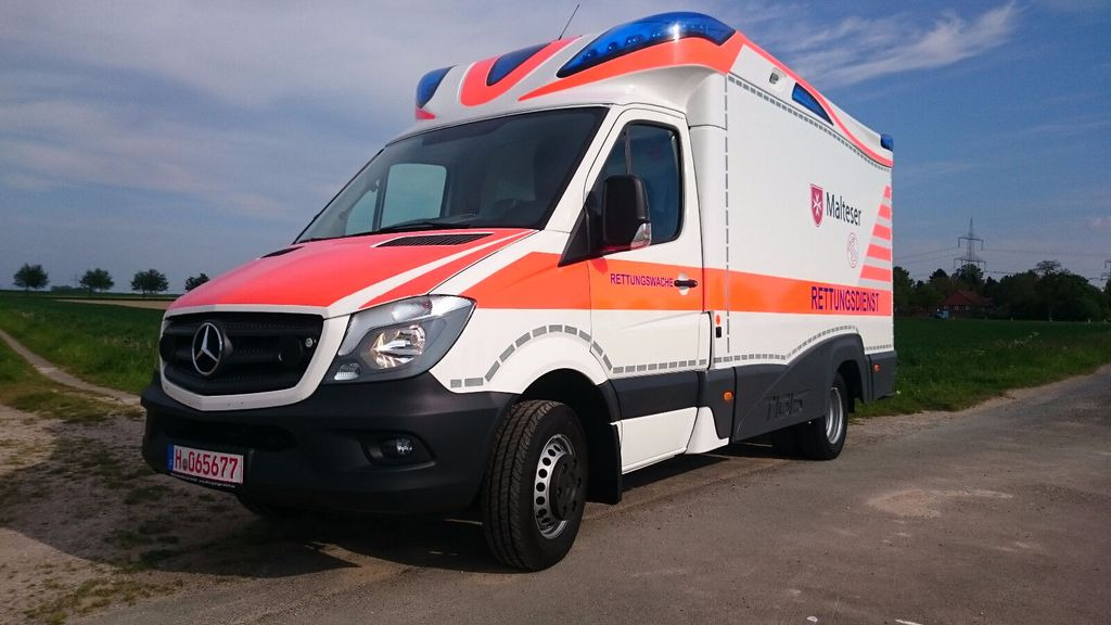 Mercedes-Benz Tigis Mod 2016 wie neu - Ambulance: picture 5 Mercedes-Benz Tigis Mod 2016 wie neu - Ambulance: picture 5