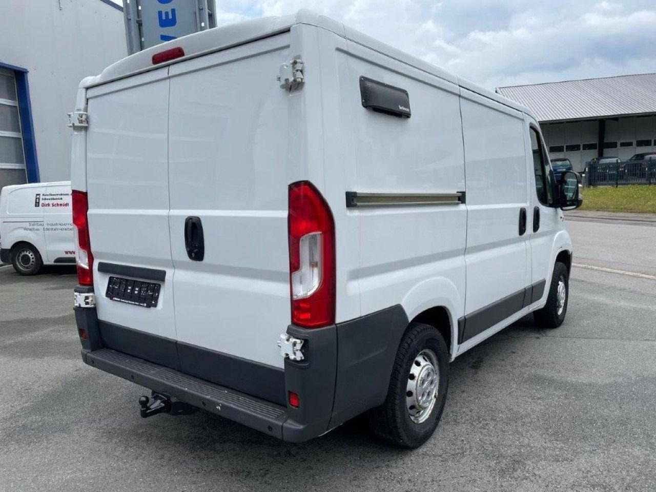 Fiat Ducato 30 130 M-Jet L1H1 Euro6 Klima AHK ZV - Small van: picture 3 Fiat Ducato 30 130 M-Jet L1H1 Euro6 Klima AHK ZV - Small van: picture 3