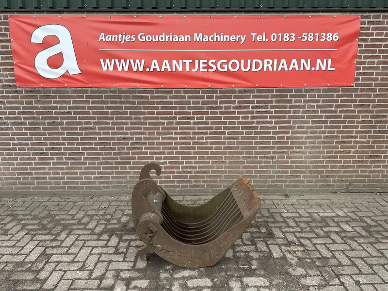 CW 30 - Bucket: picture 1 CW 30 - Bucket: picture 1