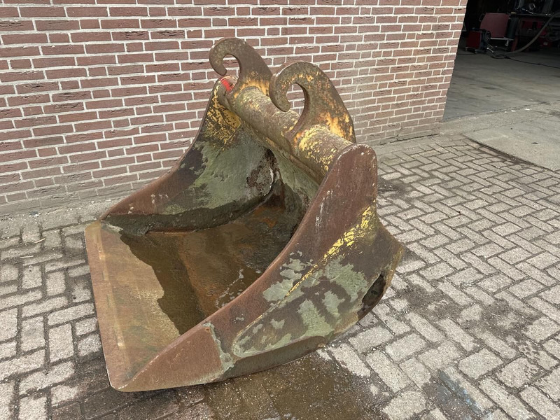 CW 30 - Bucket for Construction machinery: picture 3 CW 30 - Bucket for Construction machinery: picture 3