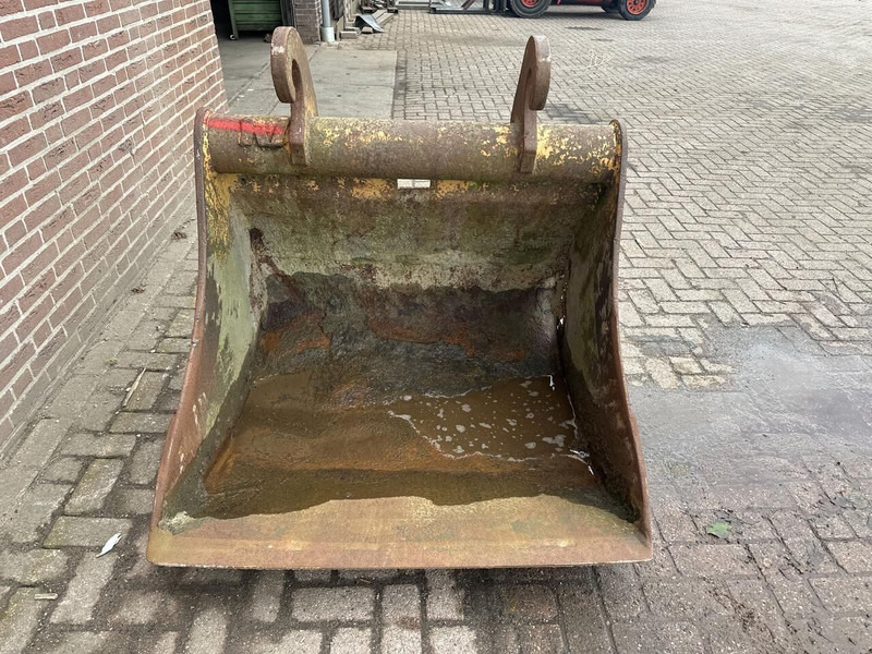 CW 30 - Bucket for Construction machinery: picture 4 CW 30 - Bucket for Construction machinery: picture 4