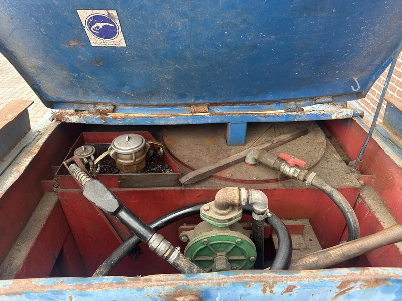 IBC 1500 liter - Tanker truck: picture 4 IBC 1500 liter - Tanker truck: picture 4