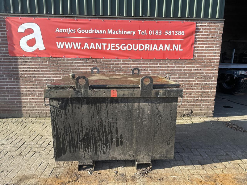 IBC tank - Tanker truck: picture 1 IBC tank - Tanker truck: picture 1