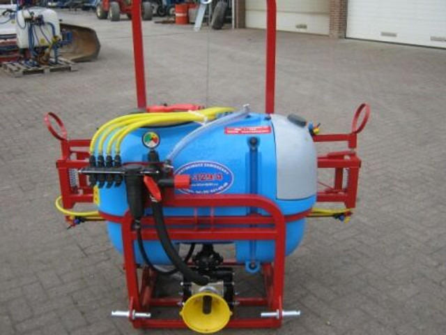 Reinigings spuiten - Tractor mounted sprayer: picture 5 Reinigings spuiten - Tractor mounted sprayer: picture 5
