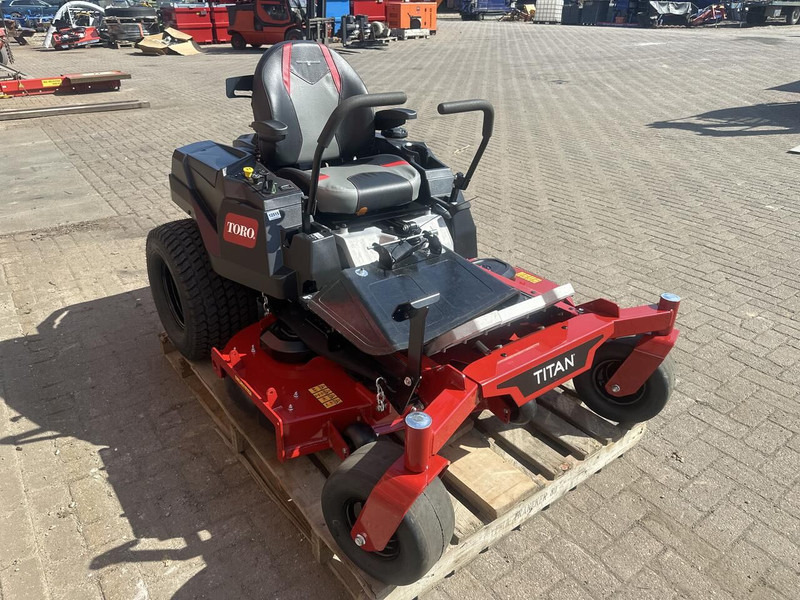 Toro TITAN XS 5450 zero turn - Garden mower: picture 4 Toro TITAN XS 5450 zero turn - Garden mower: picture 4