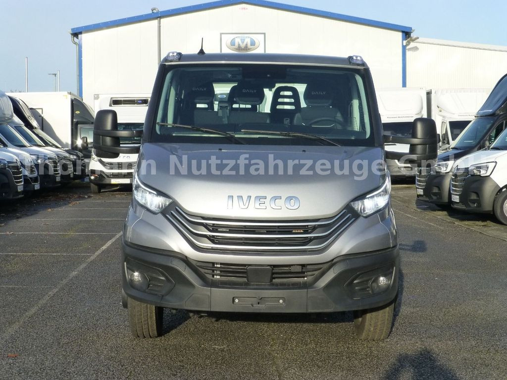 Iveco DAILY 70C18 DoKa Schiebeplateau Luftfed Navi Iveco DAILY 70C18 DoKa Schiebeplateau Luftfed Navi - Tow truck, Commercial vehicle: picture 4 Iveco DAILY 70C18 DoKa Schiebeplateau Luftfed Navi Iveco DAILY 70C18 DoKa Schiebeplateau Luftfed Navi - Tow truck, Commercial vehicle: picture 4