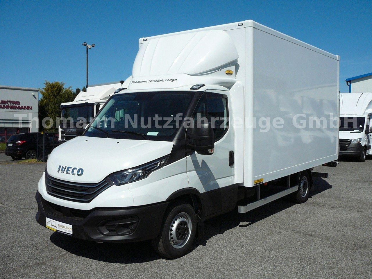 Iveco Daily 35S18 Koffer Ladebordwand Iveco Daily 35S18 Koffer Ladebordwand - Closed box van: picture 1 Iveco Daily 35S18 Koffer Ladebordwand Iveco Daily 35S18 Koffer Ladebordwand - Closed box van: picture 1