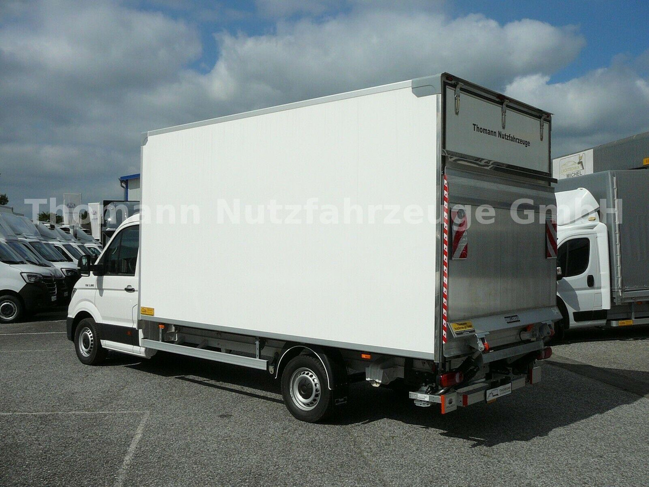 MAN TGE 3.180 Koffer Ladebordwand MAN TGE 3.180 Koffer Ladebordwand - Closed box van: picture 5 MAN TGE 3.180 Koffer Ladebordwand MAN TGE 3.180 Koffer Ladebordwand - Closed box van: picture 5