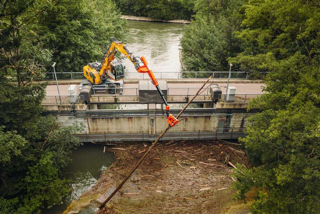 Westtech T4000 Telestufe / lagernd / CS510 crane - Attachment for Forestry equipment: picture 2 Westtech T4000 Telestufe / lagernd / CS510 crane - Attachment for Forestry equipment: picture 2