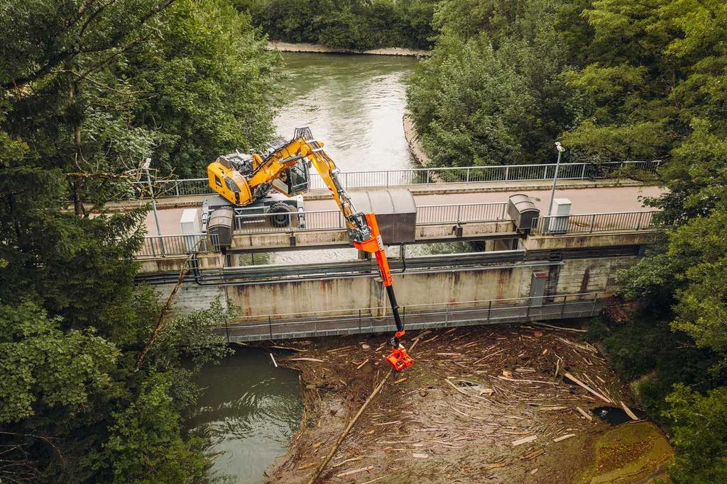 Westtech T4000 Telestufe / lagernd / CS510 crane Westtech T4000 Telestufe / lagernd / CS510 crane - Attachment for Forestry equipment: picture 3 Westtech T4000 Telestufe / lagernd / CS510 crane Westtech T4000 Telestufe / lagernd / CS510 crane - Attachment for Forestry equipment: picture 3