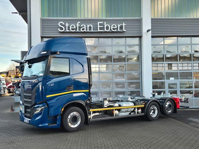 Iveco AS260S50Y/FS CM 6x2-4 BDF Standklima 2xAHK Cam - Cab chassis truck: picture 3 Iveco AS260S50Y/FS CM 6x2-4 BDF Standklima 2xAHK Cam - Cab chassis truck: picture 3