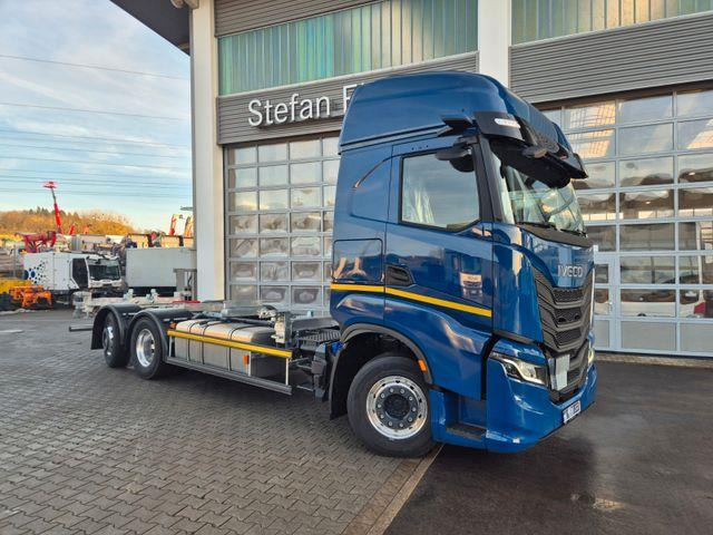 Iveco AS260S50Y/FS CM 6x2-4 BDF Standklima 2xAHK Cam - Cab chassis truck: picture 4 Iveco AS260S50Y/FS CM 6x2-4 BDF Standklima 2xAHK Cam - Cab chassis truck: picture 4