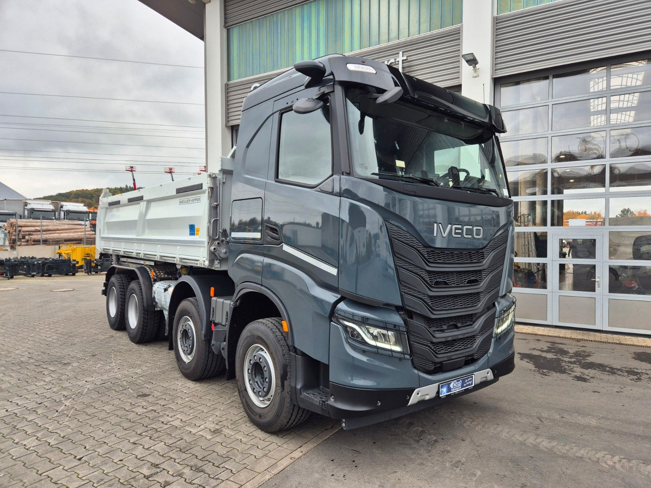Iveco AS360X58Z HR ON+ 8x4 Meiller Bordmatic AHK - Tipper: picture 3 Iveco AS360X58Z HR ON+ 8x4 Meiller Bordmatic AHK - Tipper: picture 3