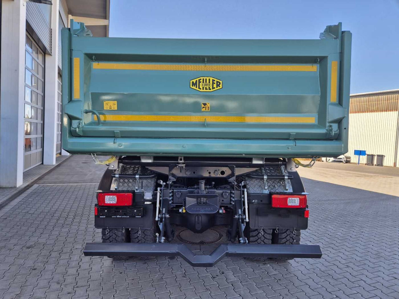 Iveco AT300X48Z HR OFF 6x6 Meiller-Kipper + Bordmatik - Tipper: picture 5 Iveco AT300X48Z HR OFF 6x6 Meiller-Kipper + Bordmatik - Tipper: picture 5