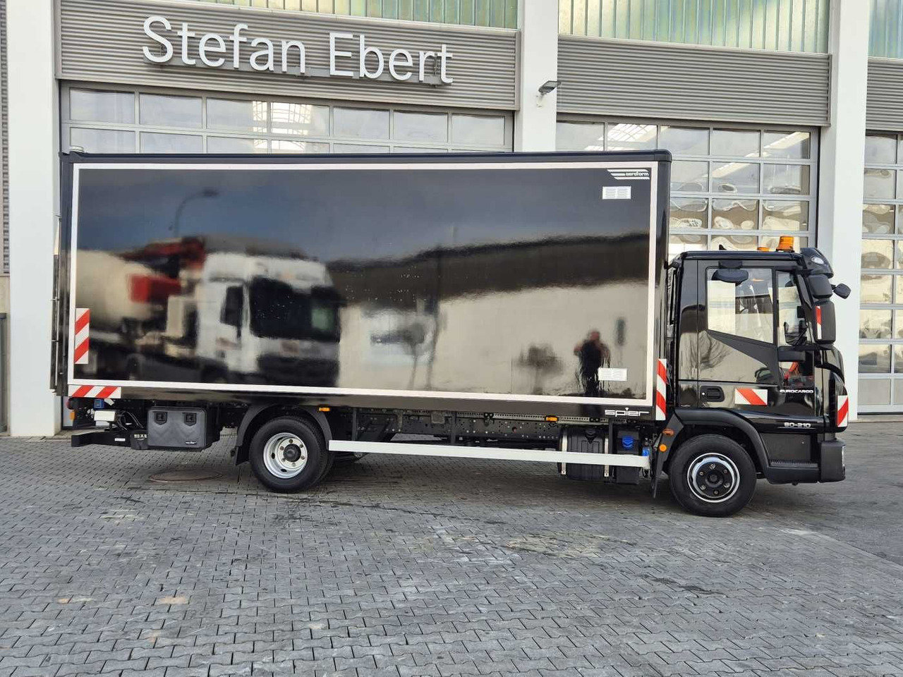 Iveco Eurocargo ML80E21/P LBW Bär 1.500kg 2x AHK - Closed box van: picture 5 Iveco Eurocargo ML80E21/P LBW Bär 1.500kg 2x AHK - Closed box van: picture 5