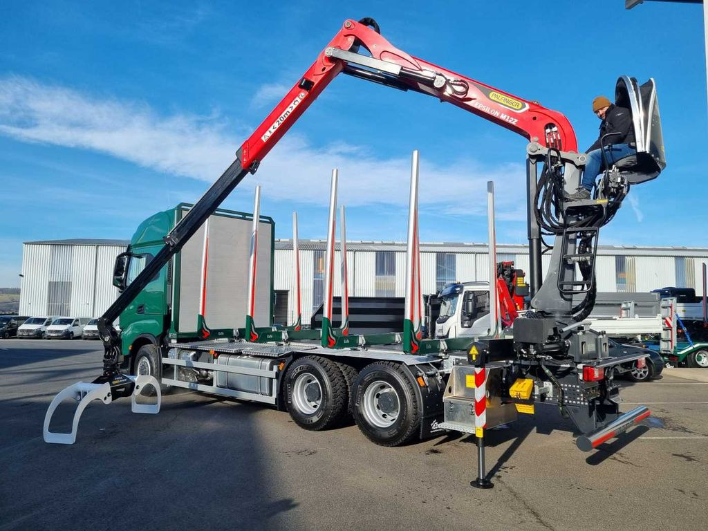 New Timber truck, Crane truck Iveco X-Way AS300X57 Z/P HR ON+ 6x4 (6x6 Hi Traction): picture 13