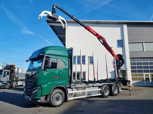 Iveco X-Way AS300X57 Z/P HR ON+ 6x4 (6x6 Hi Traction) - Timber truck: picture 2 Iveco X-Way AS300X57 Z/P HR ON+ 6x4 (6x6 Hi Traction) - Timber truck: picture 2