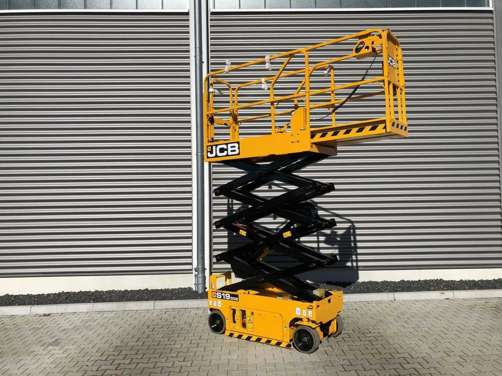 JCB S1930E Scherenbühne // 7,8m Arbeitshöhe - Scissor lift: picture 5 JCB S1930E Scherenbühne // 7,8m Arbeitshöhe - Scissor lift: picture 5