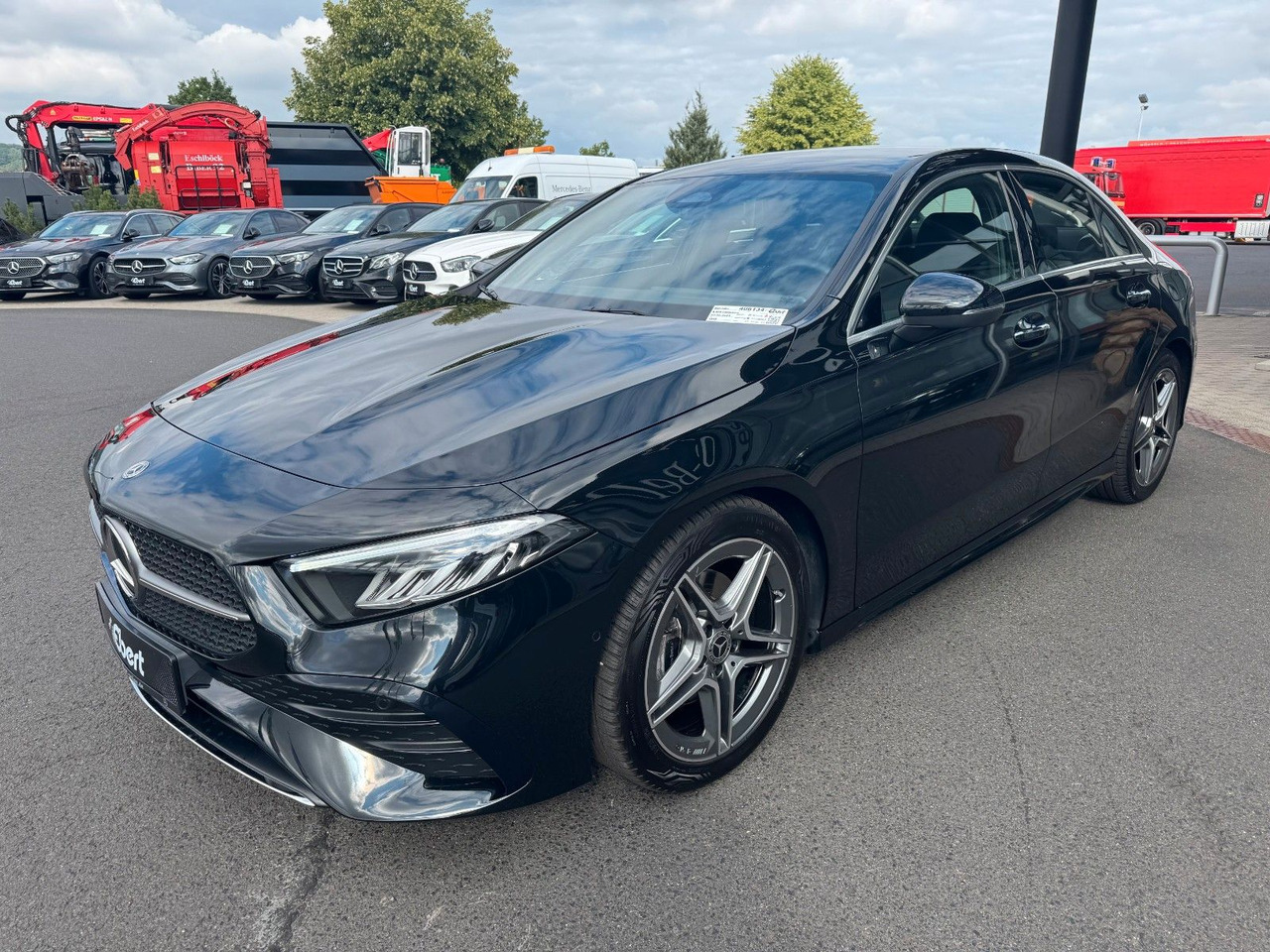 Mercedes-Benz A 200 Limo AMG+Ambiente+RKamera+Keyless+uvm. - Sedan: picture 2 Mercedes-Benz A 200 Limo AMG+Ambiente+RKamera+Keyless+uvm. - Sedan: picture 2