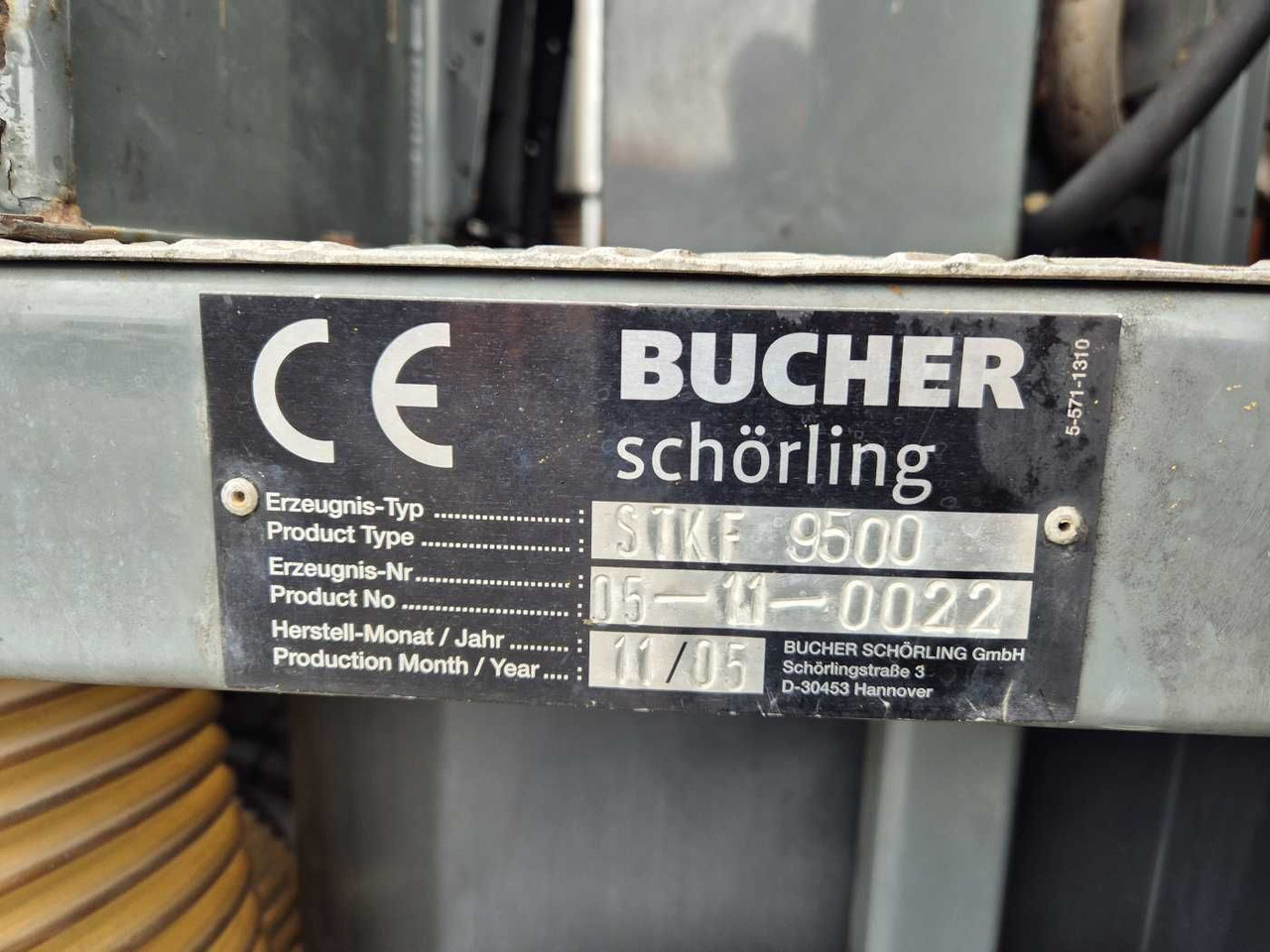 Mercedes-Benz Actros 2032 A 4x4 Bucher STKF 9500 Airport 30x leasing Mercedes-Benz Actros 2032 A 4x4 Bucher STKF 9500 Airport 30x: picture 10 Mercedes-Benz Actros 2032 A 4x4 Bucher STKF 9500 Airport 30x leasing Mercedes-Benz Actros 2032 A 4x4 Bucher STKF 9500 Airport 30x: picture 10