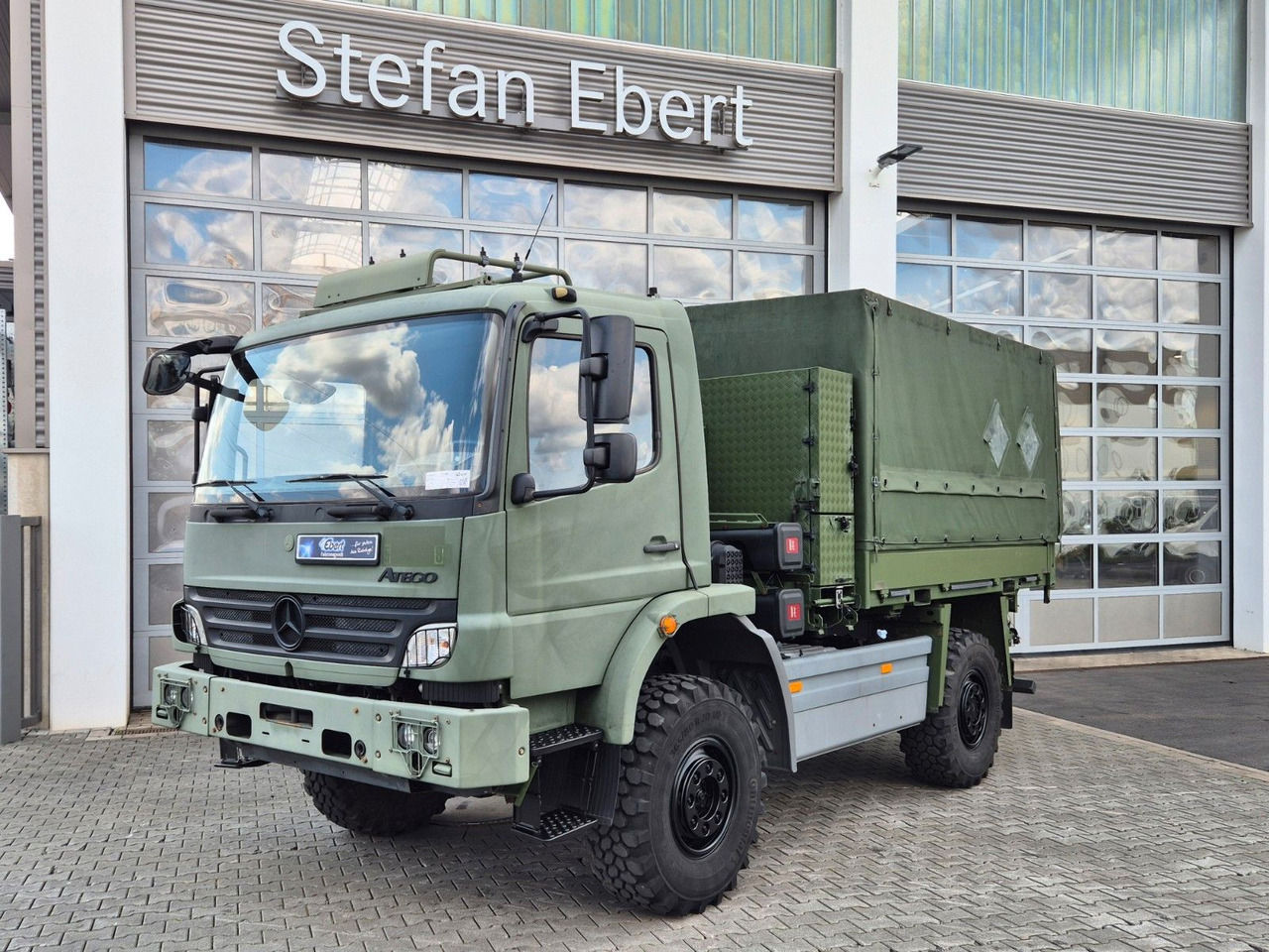 Mercedes-Benz Atego 1018 A 4x4 Singlebereifung 7 Stück vorh. - Curtain side truck: picture 1 Mercedes-Benz Atego 1018 A 4x4 Singlebereifung 7 Stück vorh. - Curtain side truck: picture 1