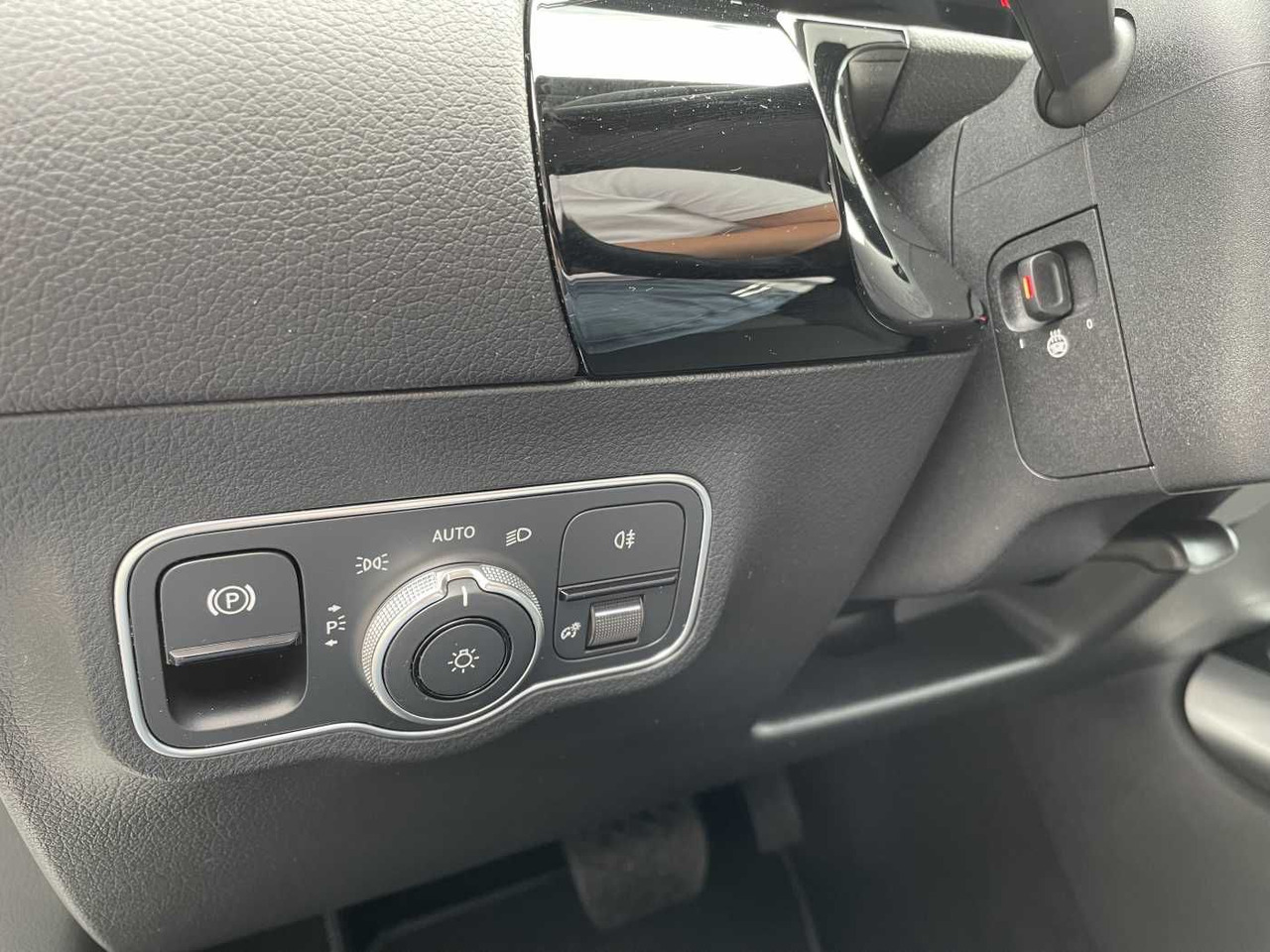 Car Mercedes-Benz B 180 7G Progressive R-Kamera+LED+ Winterpaket+C: picture 10