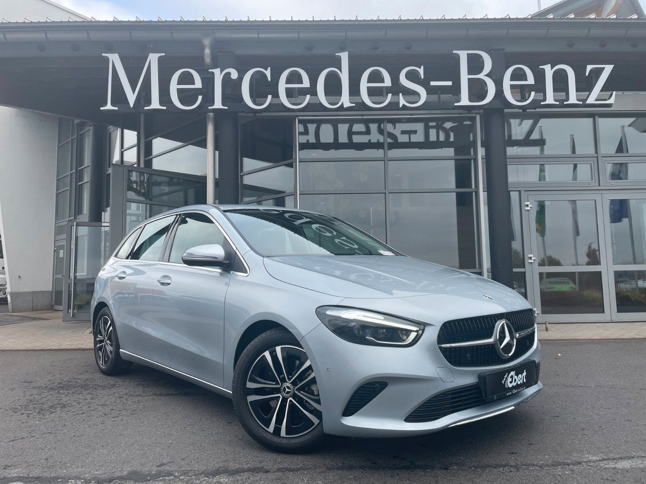 Mercedes-Benz B 200 Progressive Multibeam+360°+TOTW+Carplay - Passenger van: picture 1 Mercedes-Benz B 200 Progressive Multibeam+360°+TOTW+Carplay - Passenger van: picture 1