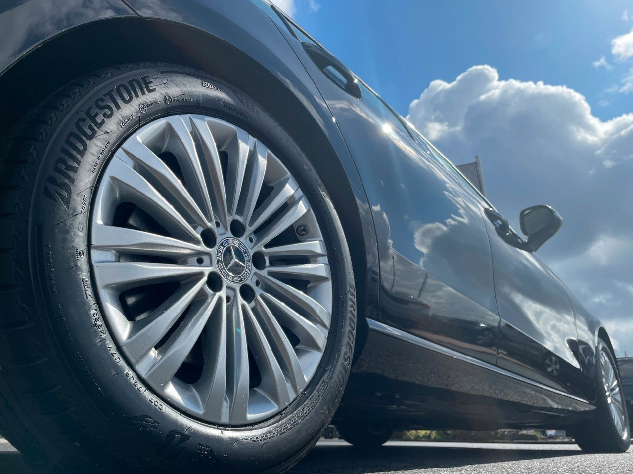 Mercedes-Benz C 200 d AVANTGARDE 360°+TOTW+Carplay+Ambiente - Sedan: picture 5 Mercedes-Benz C 200 d AVANTGARDE 360°+TOTW+Carplay+Ambiente - Sedan: picture 5