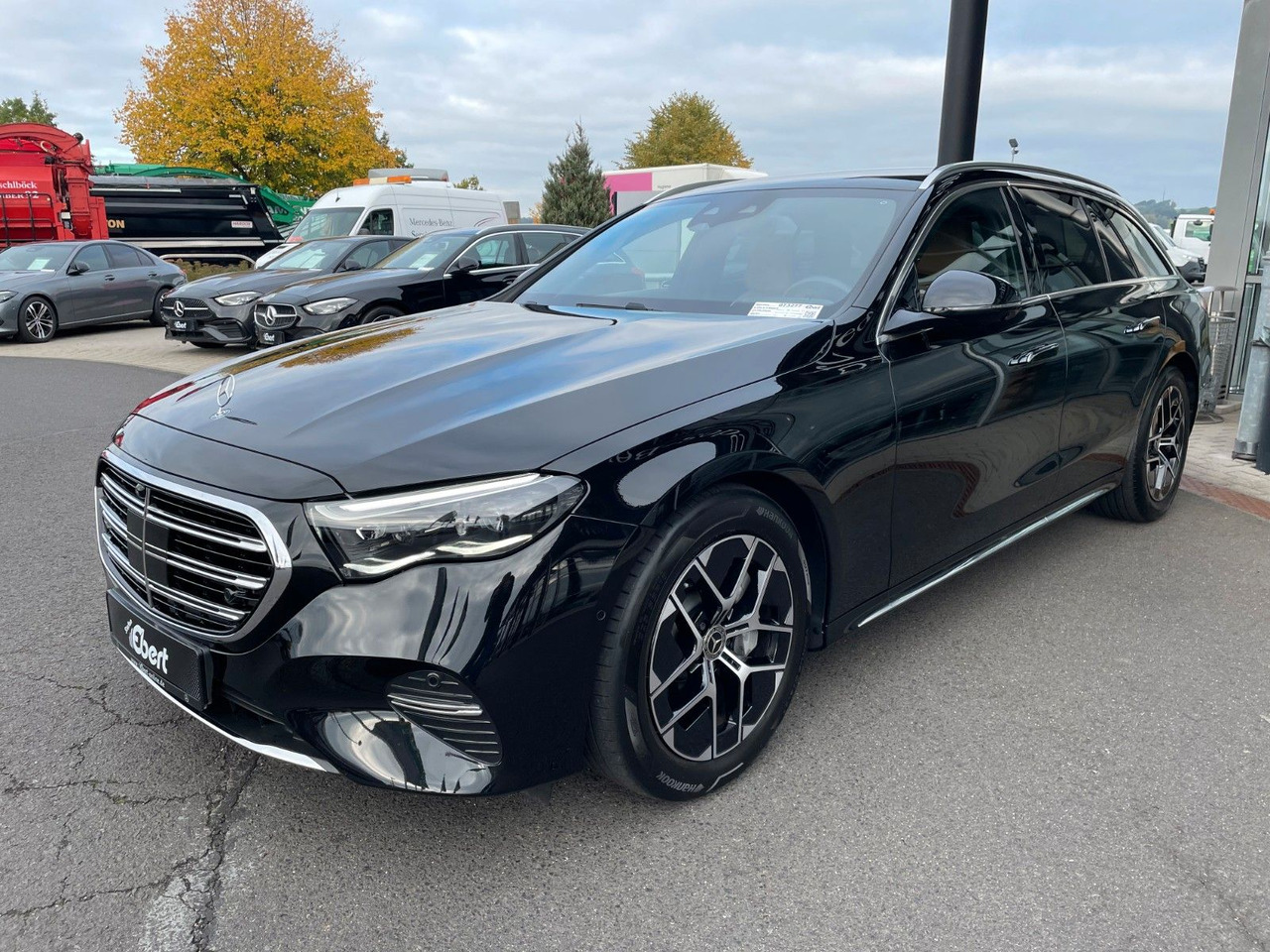 Mercedes-Benz E 220 d T Exclusive Nappa+AHK+360°+Burm+Sitzklim - Estate car: picture 2 Mercedes-Benz E 220 d T Exclusive Nappa+AHK+360°+Burm+Sitzklim - Estate car: picture 2