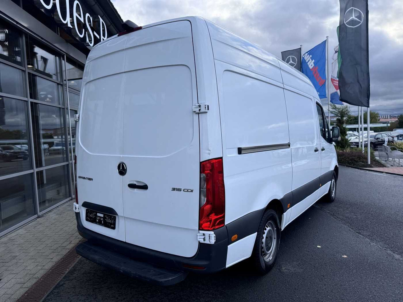 Mercedes-Benz Sprinter 316 CDI 3665 Klima Kamera MBUX SHZ - Panel van: picture 4 Mercedes-Benz Sprinter 316 CDI 3665 Klima Kamera MBUX SHZ - Panel van: picture 4