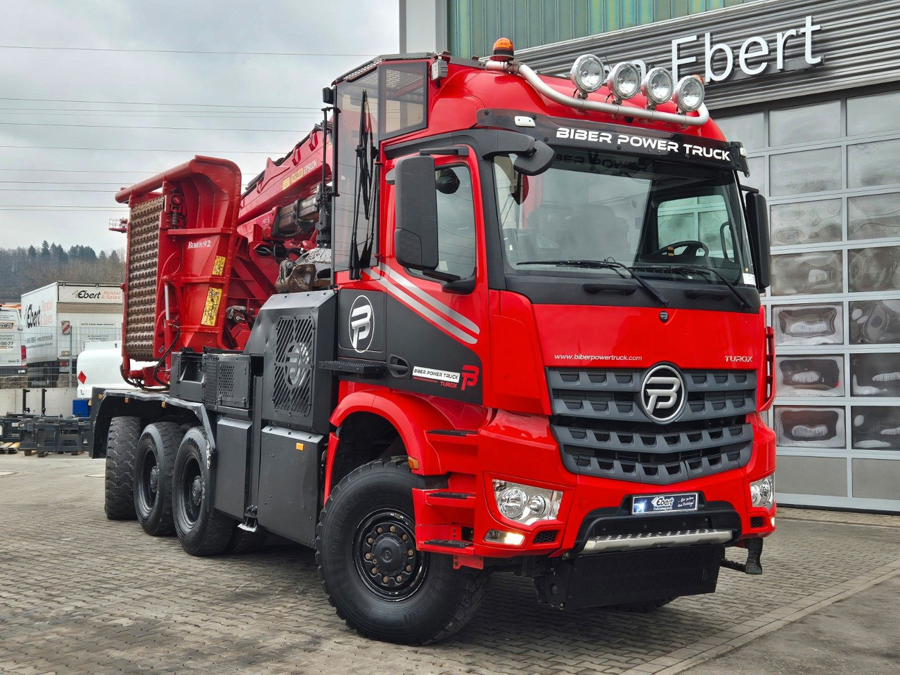 Mercedes-Benz TUROX 8x8 Eschlböck Biber 92 Holzhacker / 1.512h - Timber truck, Crane truck: picture 4 Mercedes-Benz TUROX 8x8 Eschlböck Biber 92 Holzhacker / 1.512h - Timber truck, Crane truck: picture 4