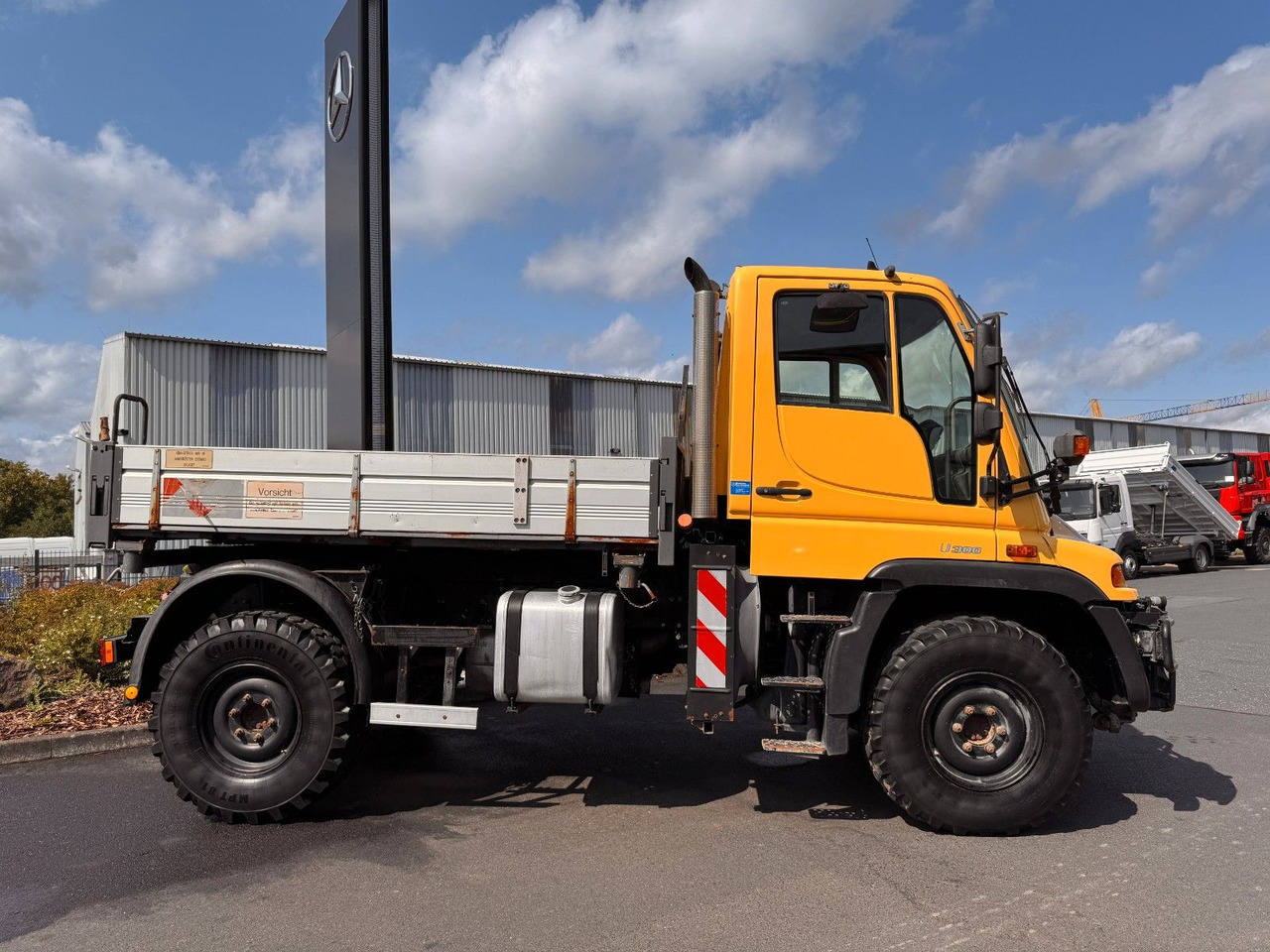 Mercedes-Benz Unimog U300 4x4 Vario-Pilot - Open body delivery van: picture 5 Mercedes-Benz Unimog U300 4x4 Vario-Pilot - Open body delivery van: picture 5