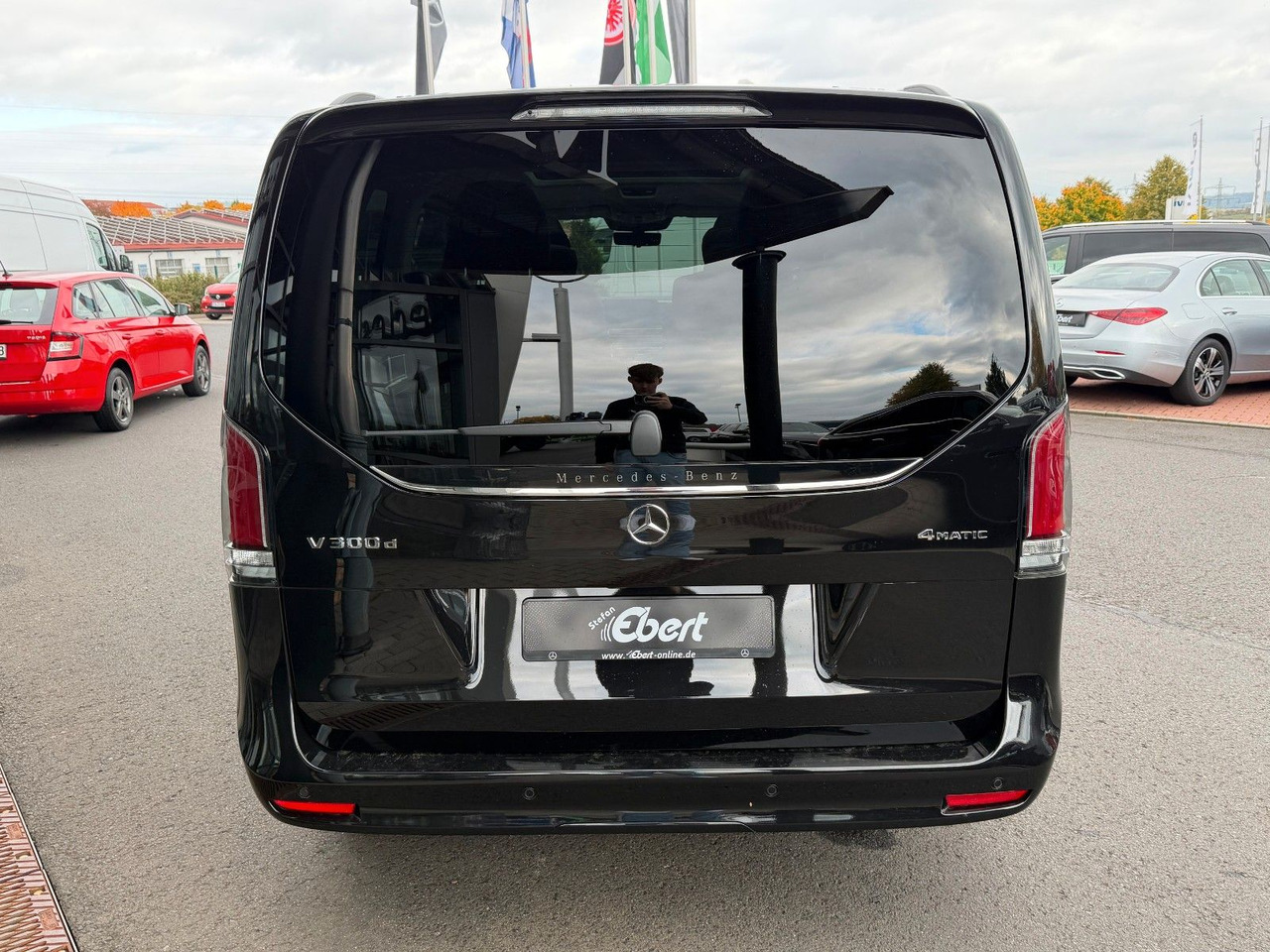 Mercedes-Benz V 300 d 4MATIC EXCLUSIVE Luxus-Sitze AHK2,5to - Estate car: picture 5 Mercedes-Benz V 300 d 4MATIC EXCLUSIVE Luxus-Sitze AHK2,5to - Estate car: picture 5