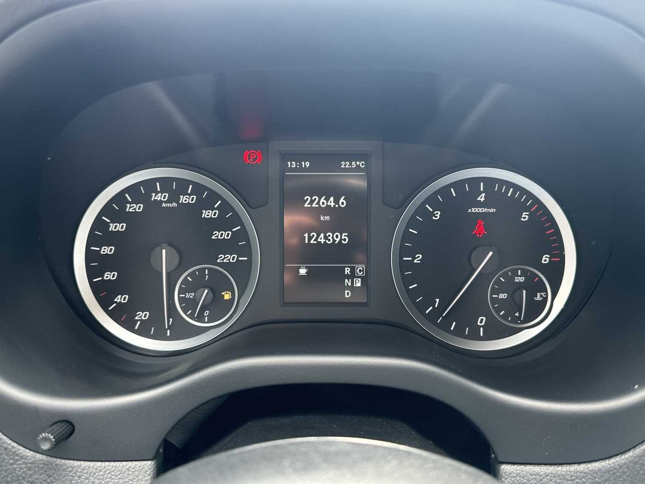 Passenger van Mercedes-Benz Vito 114 CDI Tourer 9G Klima Audio40 Extralang: picture 13