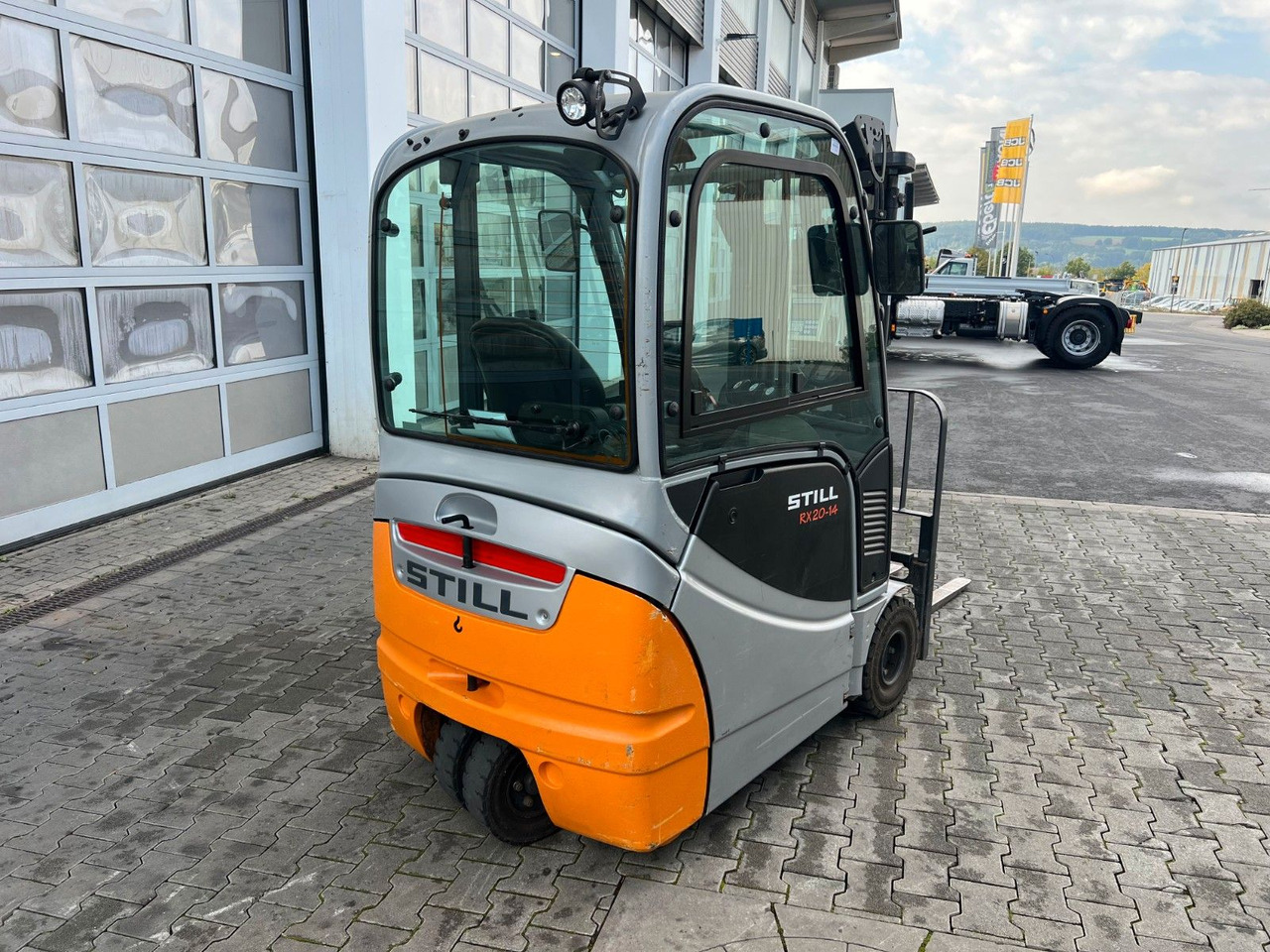 Still RX 20-14 / Triplex: 4,3m / nur 1.445h! / SS - Electric forklift: picture 4 Still RX 20-14 / Triplex: 4,3m / nur 1.445h! / SS - Electric forklift: picture 4